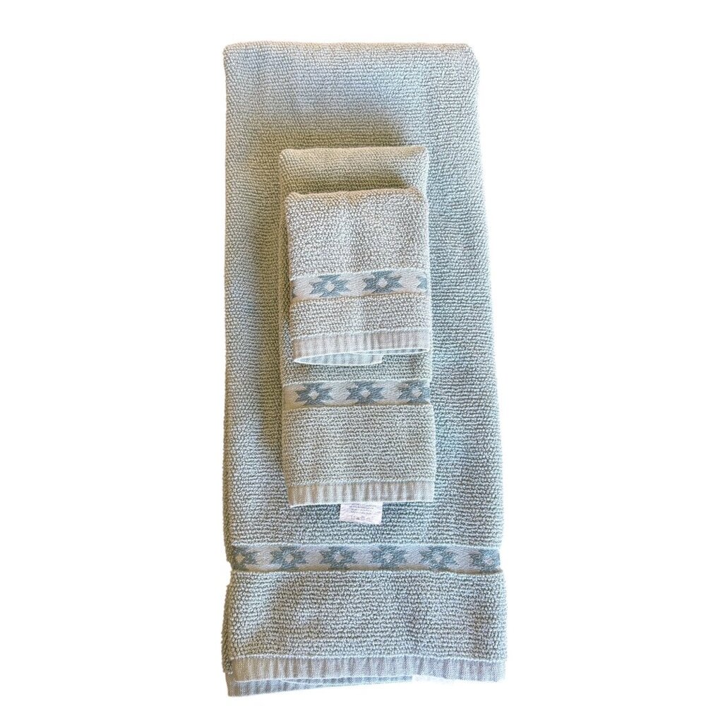 Pendleton Tucson Star Towel Set of Three 100% Turkish Cotton Jacquard Border
